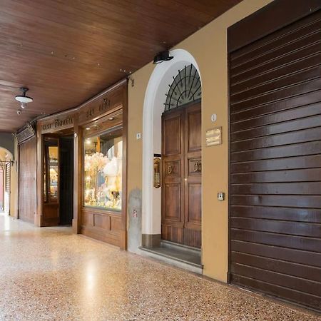 Апартаменты Carbonesi Luxury - Centro Storico Болонья Экстерьер фото