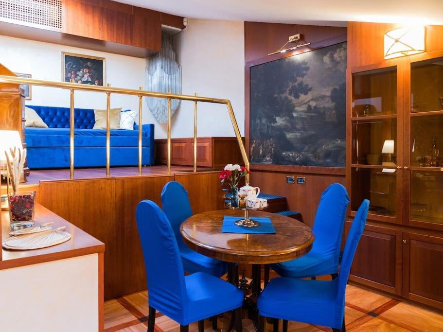 Апартаменты Carbonesi Luxury - Centro Storico Болонья Экстерьер фото