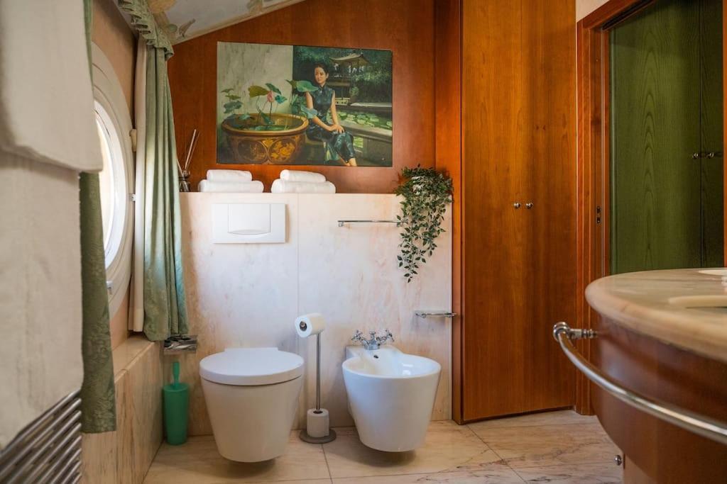 Апартаменты Carbonesi Luxury - Centro Storico Болонья Экстерьер фото